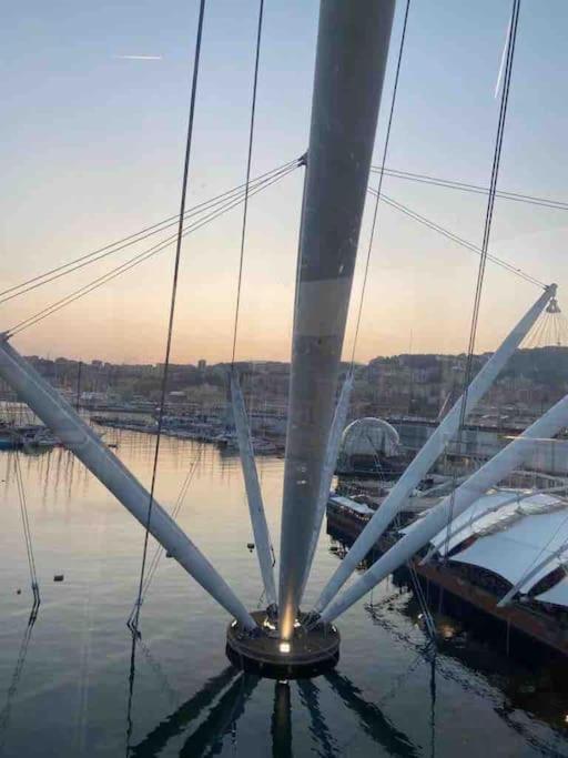Appartement La Finestra Sul Cielo Del Porto Antico Di Genova Extérieur photo