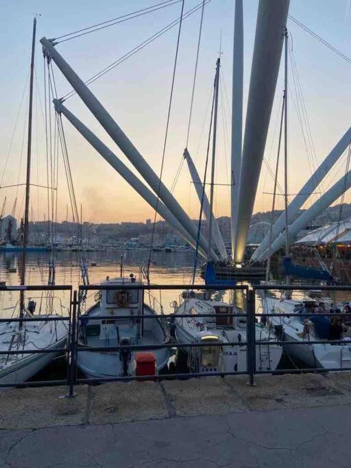 Appartement La Finestra Sul Cielo Del Porto Antico Di Genova Extérieur photo