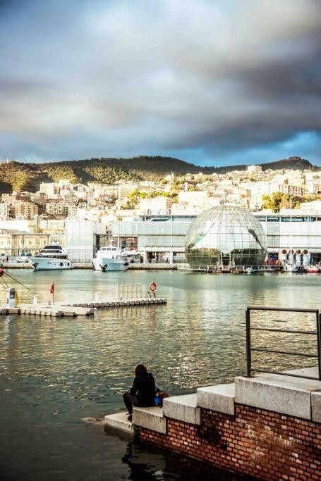 Appartement La Finestra Sul Cielo Del Porto Antico Di Genova Extérieur photo